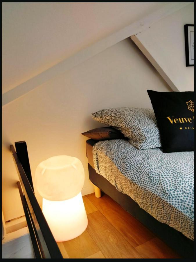 Studio Champagne Lägenhet Reims Exteriör bild